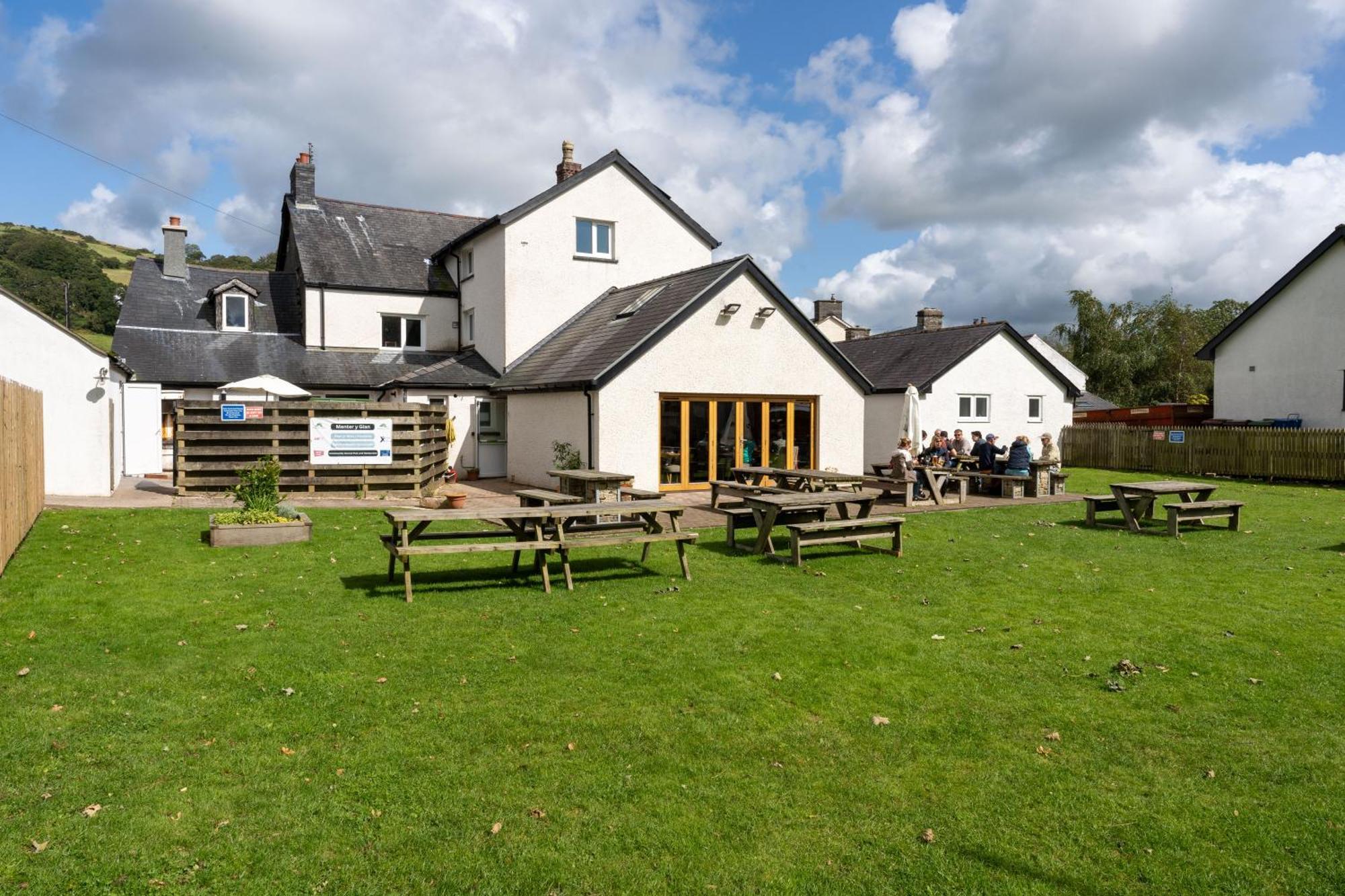 Glan Yr Afon Hotel Pennal ภายนอก รูปภาพ
